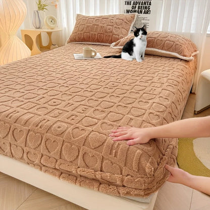 Luxury Velvet Sheets - Hearts